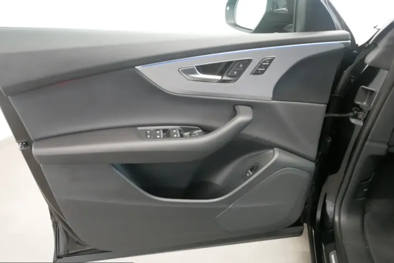 Audi Q8 din 2025 cu 22.740 km - oferta AUD225855 - foto 17