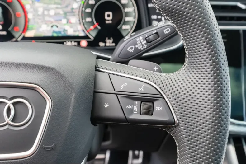 Audi Q8 din 2024 cu 56.750 km - oferta AUD225857 - foto 17