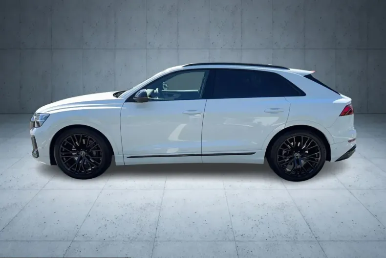 Audi Q8 din 2024 cu 20.183 km - oferta AUD225858 - foto 2
