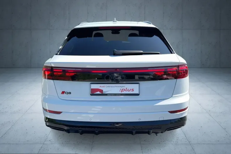 Audi Q8 din 2024 cu 20.183 km - oferta AUD225858 - foto 4