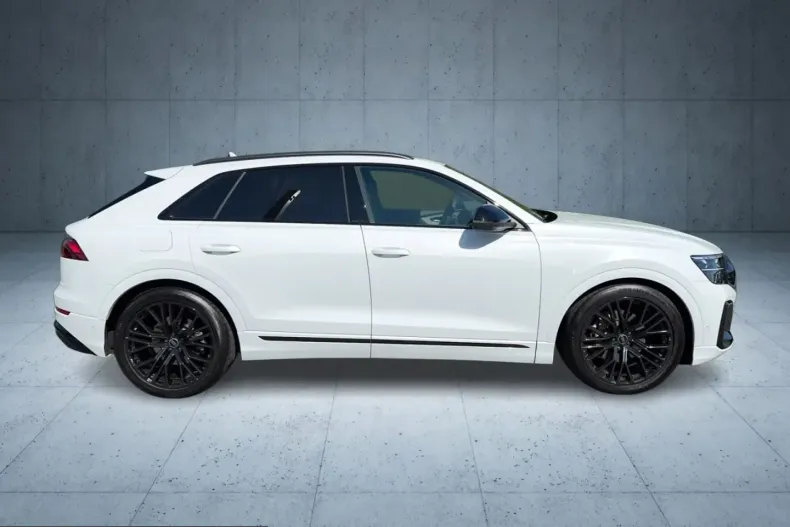 Audi Q8 din 2024 cu 20.183 km - oferta AUD225858 - foto 6