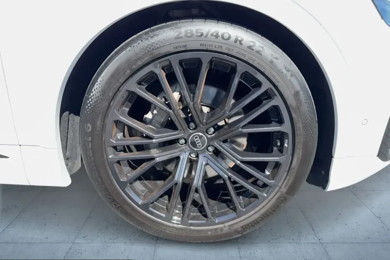 Audi Q8 din 2024 cu 20.183 km - oferta AUD225858 - foto 7
