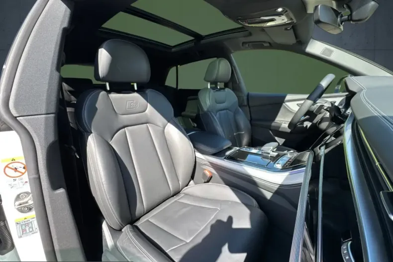 Audi Q8 din 2024 cu 20.183 km - oferta AUD225858 - foto 16