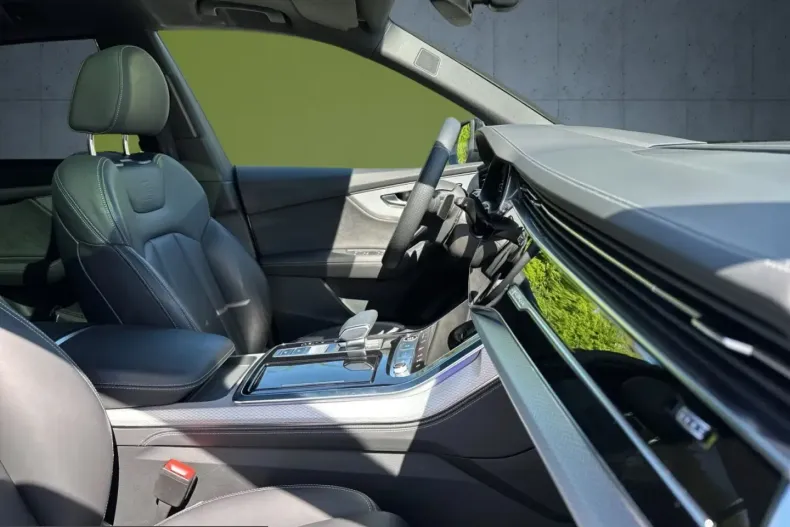 Audi Q8 din 2024 cu 20.183 km - oferta AUD225858 - foto 23