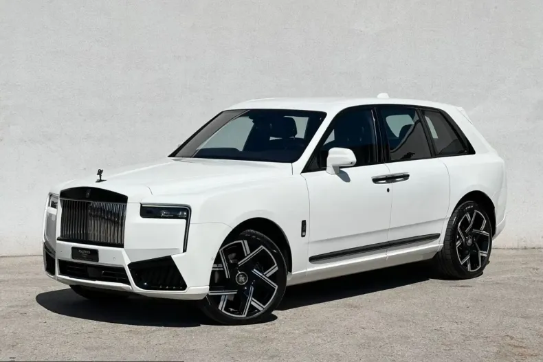 Rolls-Royce Cullinan din 2025 cu 14.200 km - oferta ROL225870 - foto 1