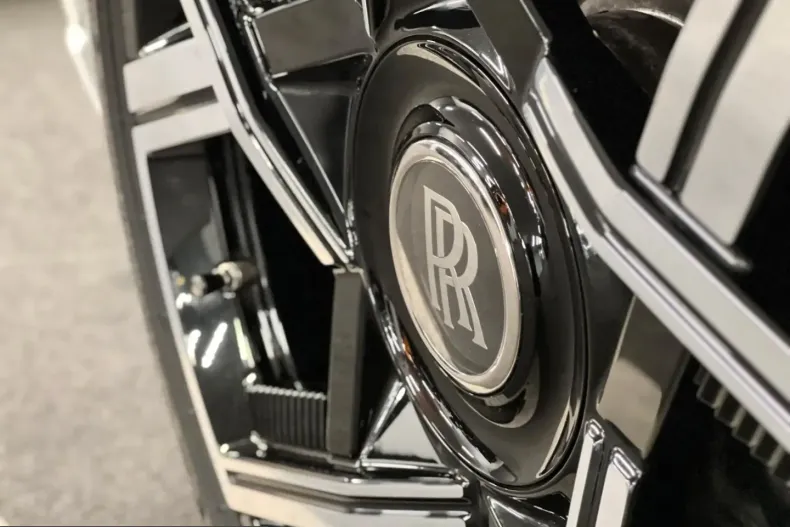 Rolls-Royce Cullinan din 2025 cu 14.200 km - oferta ROL225870 - foto 10