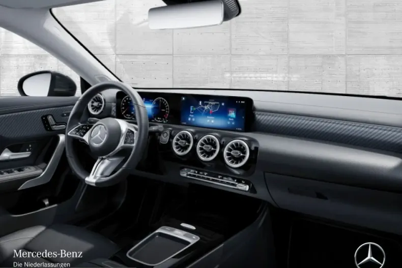 Mercedes-Benz CLA 250 (Clasa CLA) din 2024 cu 50.276 km - oferta MER225873 - foto 8