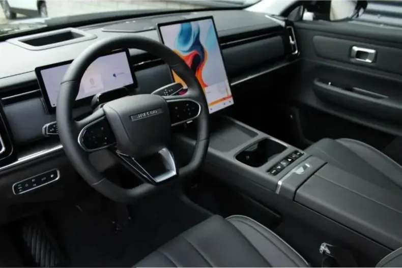 Jaecoo 7 din 2026 cu 10 km - oferta JAE225885 - foto 4