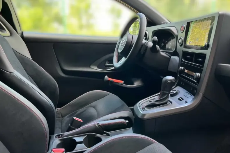 Toyota Yaris din 2025 cu 3.500 km - oferta TOY225889 - foto 6
