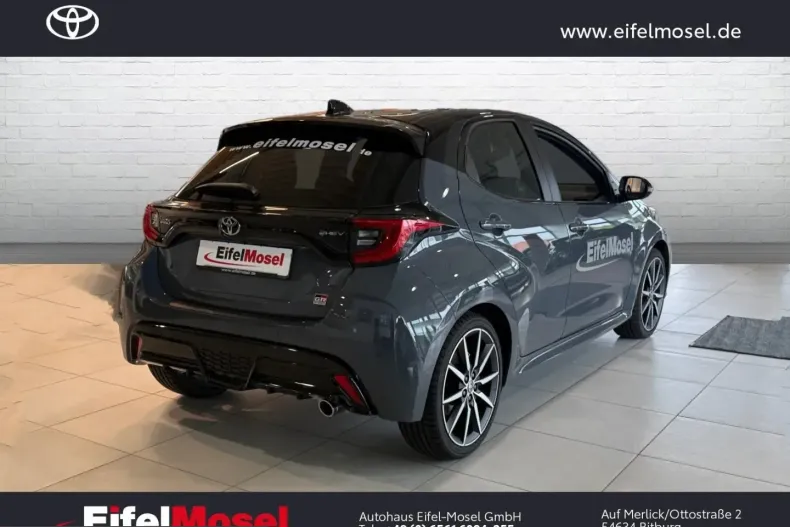Toyota Yaris din 2025 cu 11.510 km - oferta TOY225890 - foto 4