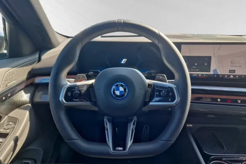 BMW 550 (Seria 5) din 2024 cu 32.350 km - oferta BMW225892 - foto 9