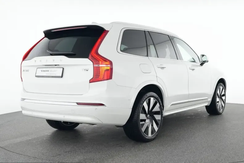 Volvo XC90 din 2024 cu 39.155 km - oferta VOL225900 - foto 2