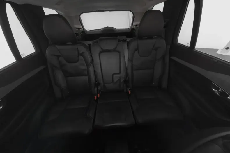 Volvo XC90 din 2024 cu 39.155 km - oferta VOL225900 - foto 5