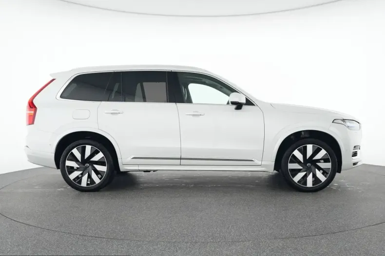 Volvo XC90 din 2024 cu 39.155 km - oferta VOL225900 - foto 12