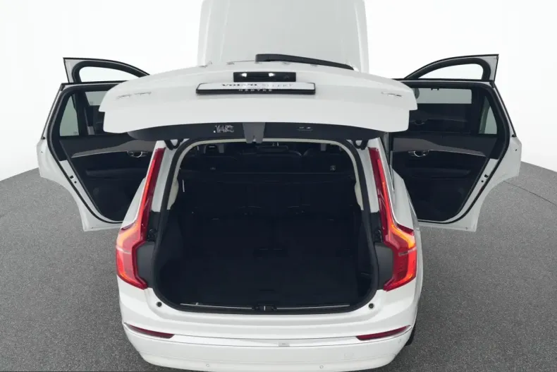 Volvo XC90 din 2024 cu 39.155 km - oferta VOL225900 - foto 14