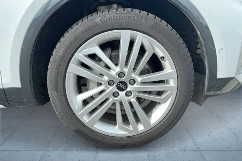 Audi Q5 din 2024 cu 20.279 km - oferta AUD225901 - foto 7
