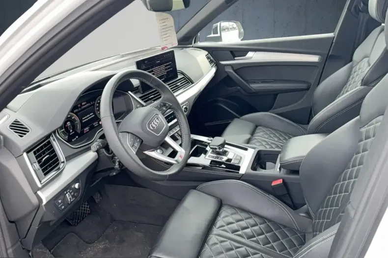 Audi Q5 din 2024 cu 20.279 km - oferta AUD225901 - foto 9