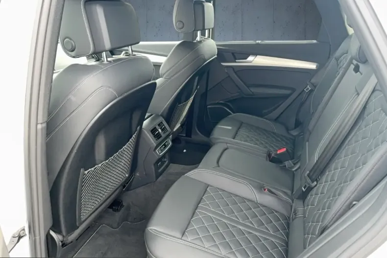 Audi Q5 din 2024 cu 20.279 km - oferta AUD225901 - foto 12