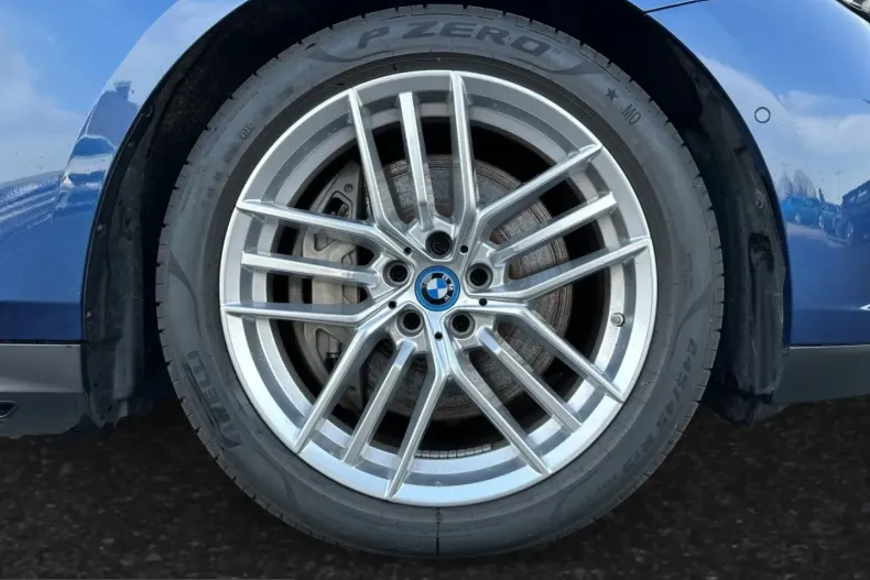 BMW 550 (Seria 5) din 2024 cu 17.790 km - oferta BMW225902 - foto 4