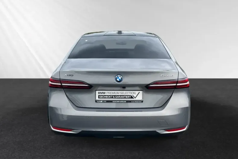 BMW 550 (Seria 5) din 2024 cu 23.730 km - oferta BMW225904 - foto 6