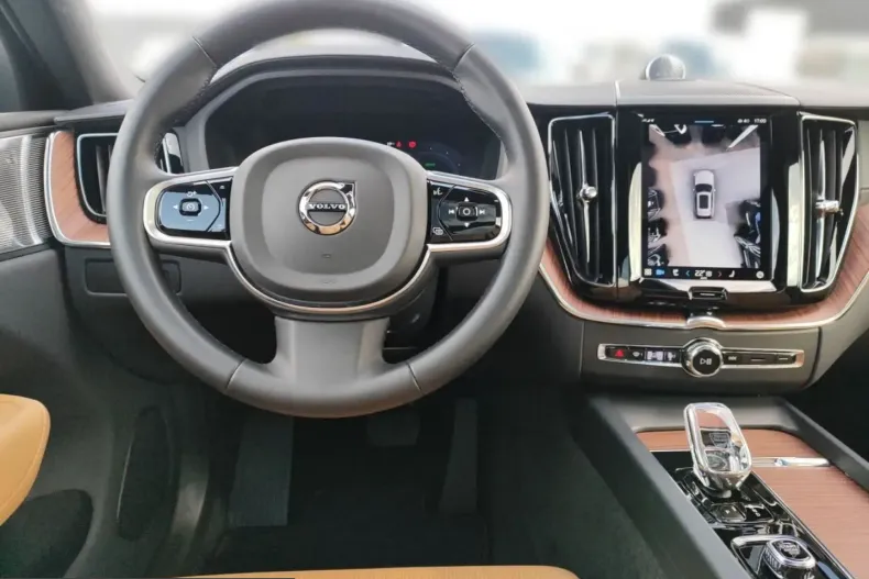 Volvo XC60 din 2025 cu 24.470 km - oferta VOL225910 - foto 15