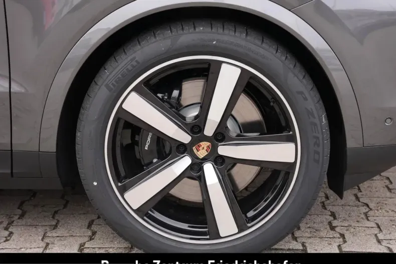 Porsche Cayenne din 2025 cu 14.900 km - oferta POR225916 - foto 15