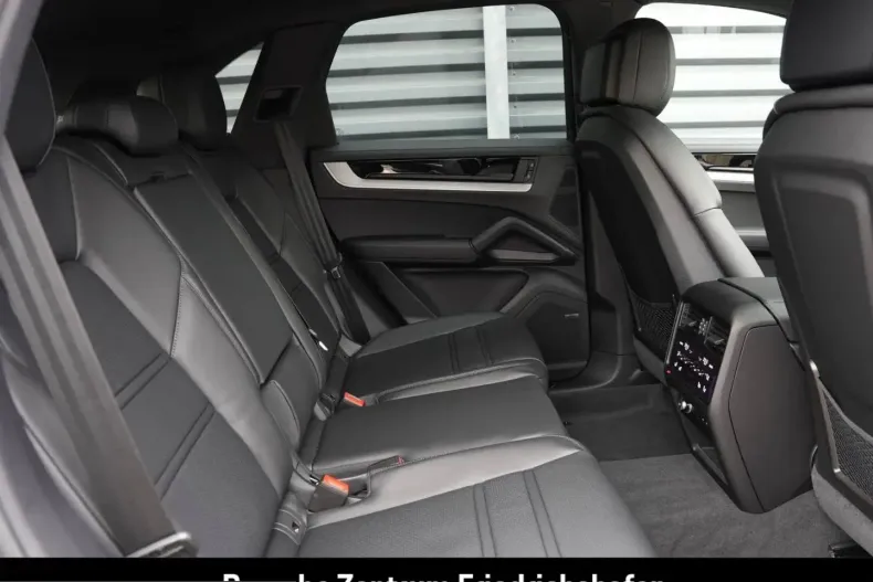 Porsche Cayenne din 2025 cu 14.900 km - oferta POR225916 - foto 20