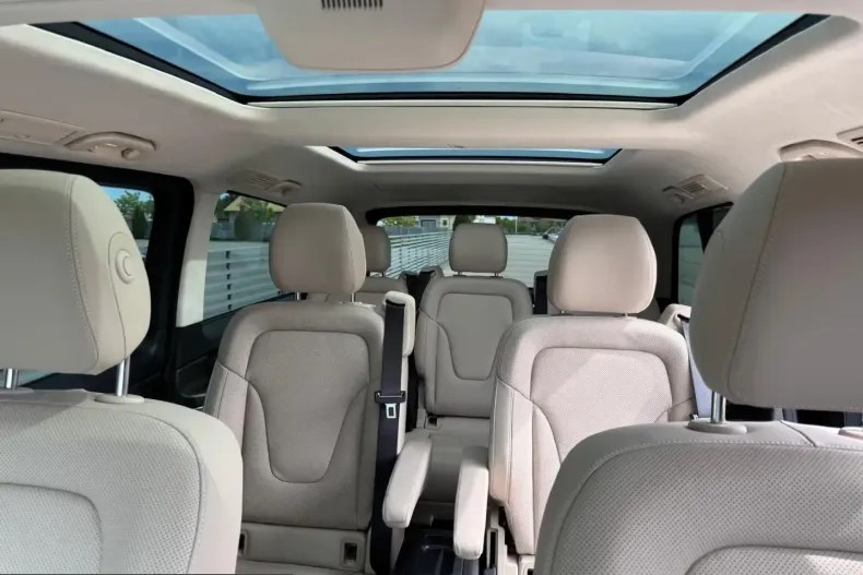 Mercedes-Benz V 300 (Clasa V) din 2026 cu 1.500 km - oferta MER225925 - foto 9