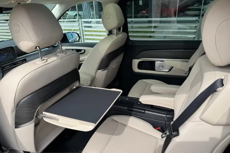 Mercedes-Benz V 300 (Clasa V) din 2026 cu 1.500 km - oferta MER225925 - foto 11