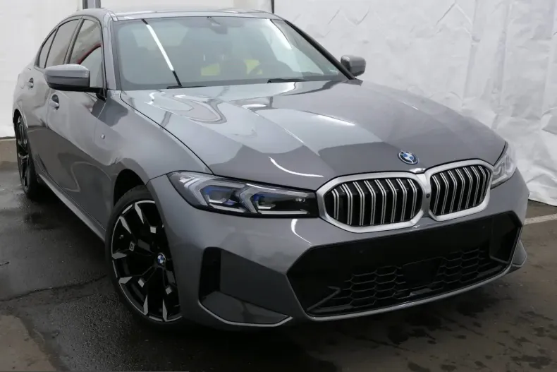BMW 330 (Seria 3) din 2025 cu 24.654 km - oferta BMW225929 - foto 4