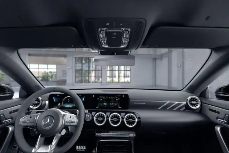 Mercedes-Benz CLA 45 AMG (Clasa CLA) din 2021 cu 34.126 km - oferta MER225934 - foto 13