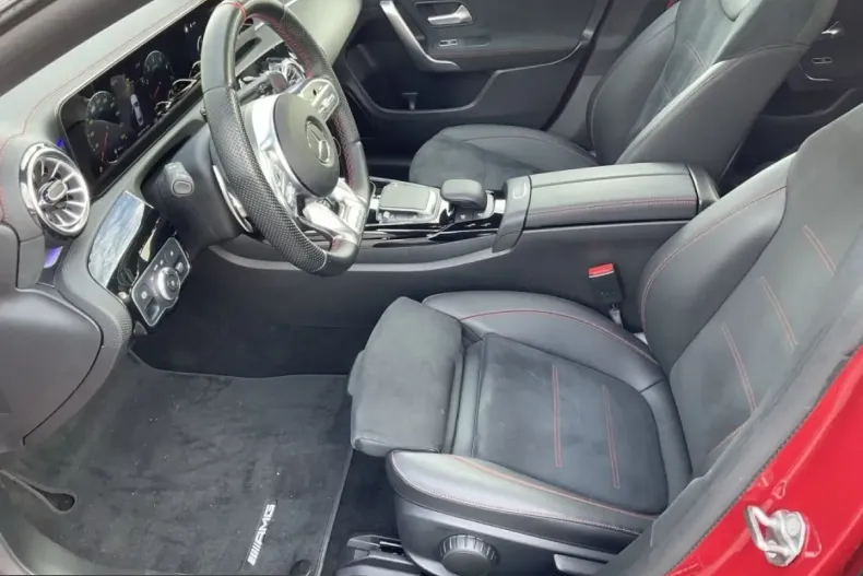 Mercedes-Benz CLA 45 AMG (Clasa CLA) din 2022 cu 44.470 km - oferta MER225935 - foto 8