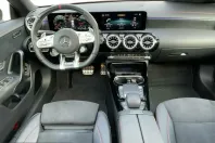 Mercedes-Benz CLA 45 AMG (Clasa CLA) din 2022 cu 44.470 km - oferta MER225935 - foto 9