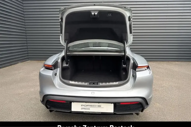Porsche Taycan din 2022 cu 43.500 km - oferta POR225940 - foto 15
