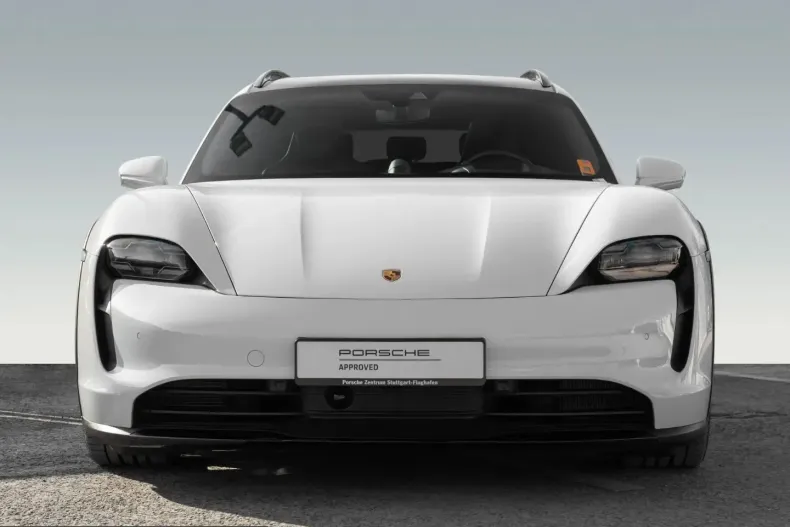 Porsche Taycan din 2023 cu 44.300 km - oferta POR225942 - foto 2
