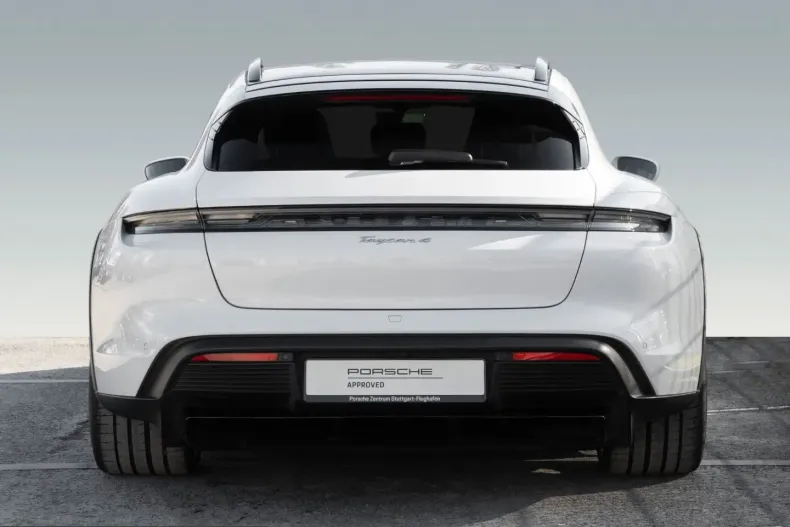 Porsche Taycan din 2023 cu 44.300 km - oferta POR225942 - foto 5