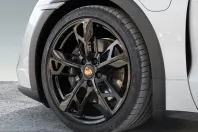 Porsche Taycan din 2023 cu 44.300 km - oferta POR225942 - foto 16