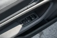 Porsche Taycan din 2023 cu 44.300 km - oferta POR225942 - foto 21
