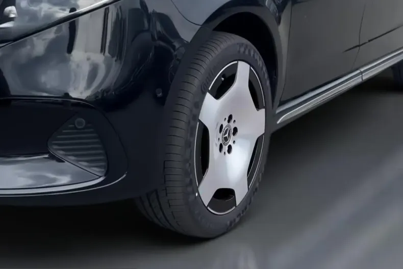 Mercedes-Benz V 300 (Clasa V) din 2025 cu 16.000 km - oferta MER225952 - foto 3