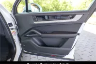 Porsche Cayenne din 2023 cu 10.500 km - oferta POR225953 - foto 29