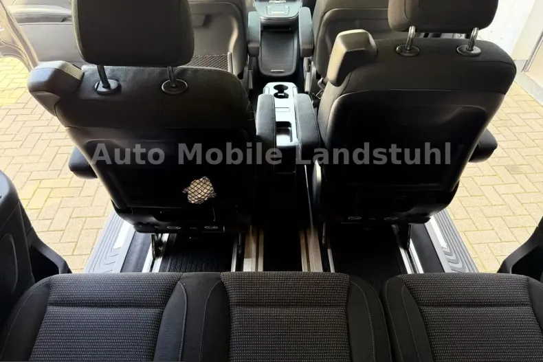Mercedes-Benz V 250 (Clasa V) din 2025 cu 15.696 km - oferta MER225964 - foto 20