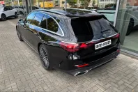 Mercedes-Benz E 220 (Clasa E) din 2024 cu 14.000 km - oferta MER225969 - foto 4
