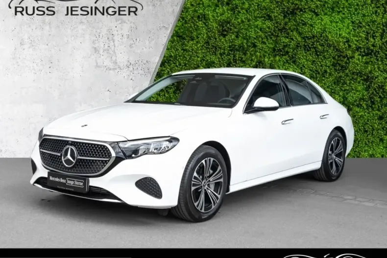 Mercedes-Benz E 220 (Clasa E) din 2025 cu 9.300 km - oferta MER225972 - foto 1
