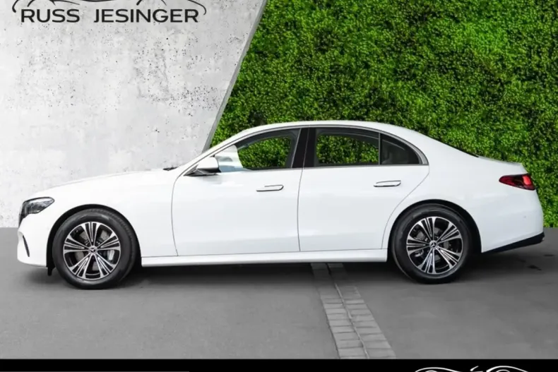 Mercedes-Benz E 220 (Clasa E) din 2025 cu 9.300 km - oferta MER225972 - foto 4