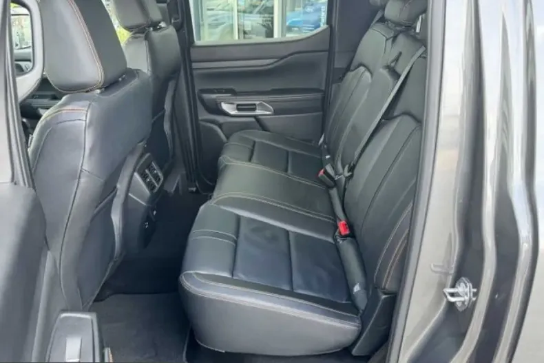 Ford Ranger din 2025 cu 11.900 km - oferta FOR225977 - foto 9