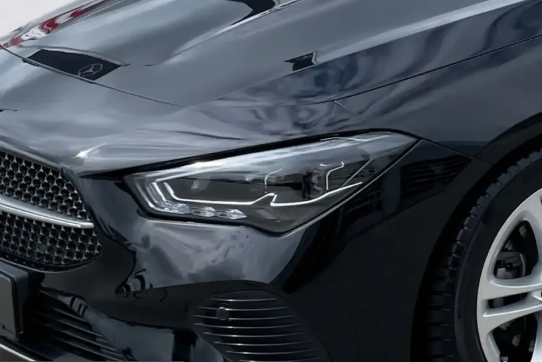 Mercedes-Benz CLA 200 (Clasa CLA) din 2023 cu 12.690 km - oferta MER225979 - foto 16