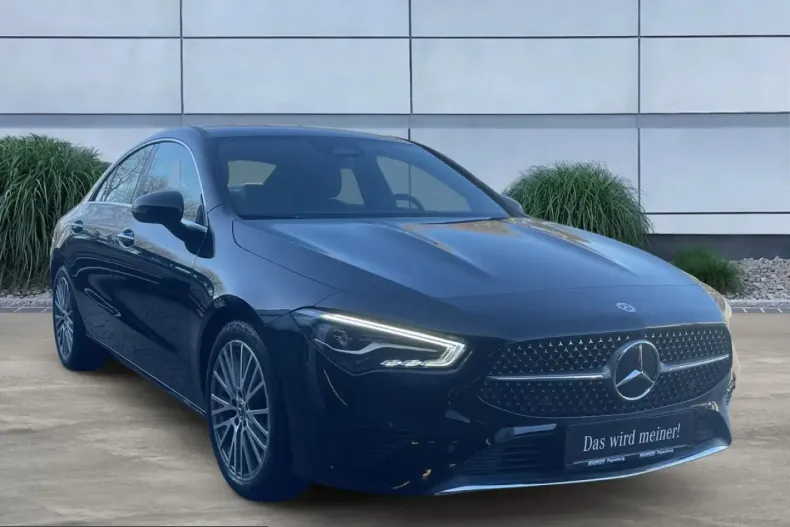 Mercedes-Benz CLA 180 (Clasa CLA) din 2024 cu 43.456 km - oferta MER225980 - foto 1