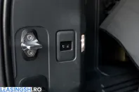 Land Rover Defender din 2023 cu 31.698 km - oferta LAN225984 - foto 17