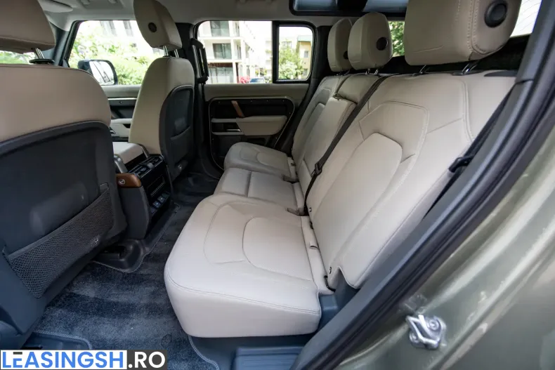 Land Rover Defender din 2023 cu 31.698 km - oferta LAN225984 - foto 30