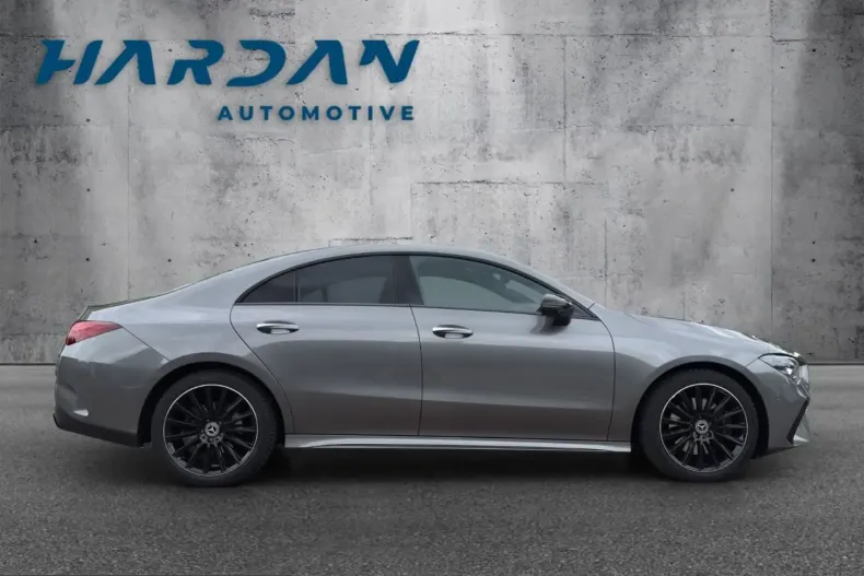Mercedes-Benz CLA 200 (Clasa CLA) din 2024 cu 38.715 km - oferta MER225990 - foto 8